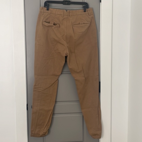 Mens H&M tan tapered chinos - Picture 3 of 3